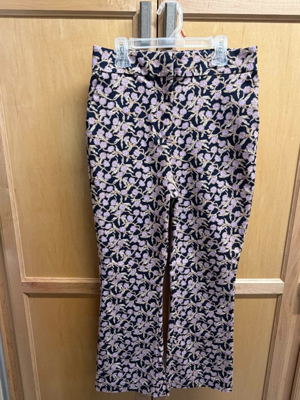 Boden Crop Kick Flare Navy pants with Lilac Vine, US 6R, UK 10R